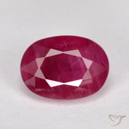 1.29ct Natürlicher Tiefes rötliches Rosa Rubin, Oval, VS-SI