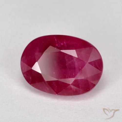 9,17 ctw natürlicher Tiefes rötliches Rosa Rubin, Oval, VS-SI