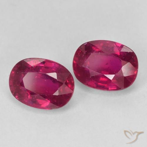 4.13 ct natürliche dunkelrot Rubin-Edelsteine, Oval, VS
