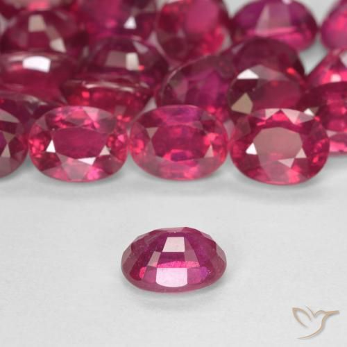 9,17 ctw natürlicher Tiefes rötliches Rosa Rubin, Oval, VS