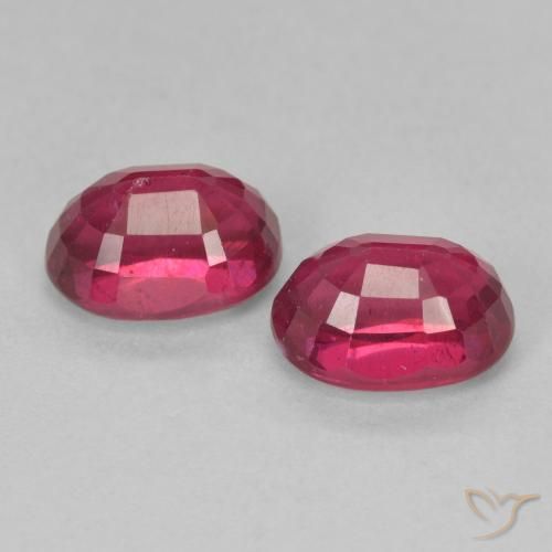 2.85 ct natürliche Tiefes rötliches Rosa Rubin-Edelsteine, Oval, VS-SI
