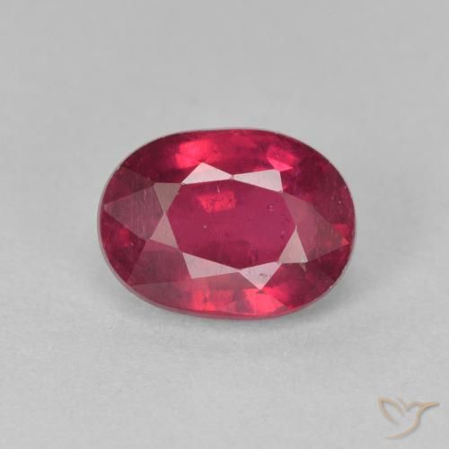 2.00ct Natürlicher Medium Dark-Red Rubin, Oval, VS