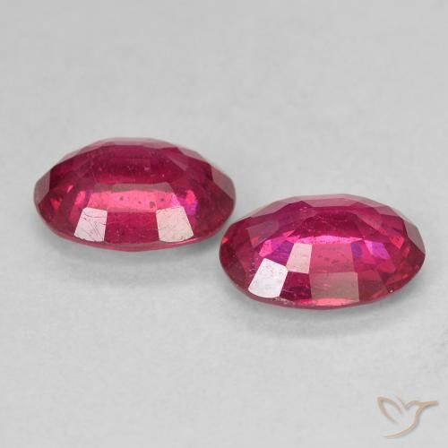 3.05 ct natürliche Rosaig-rot Rubin-Edelsteine, Oval, VS