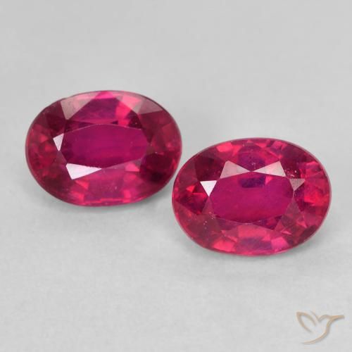 2.47ctw Natürlicher Tiefes rötliches Rosa Rubin, Oval, VS