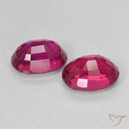 2.47 ct natürliche Tiefes rötliches Rosa Rubin-Edelsteine, Oval, VS
