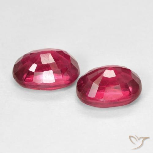 2.61 ct natürliche Rosaig-rot Rubin-Edelsteine, Oval, VS
