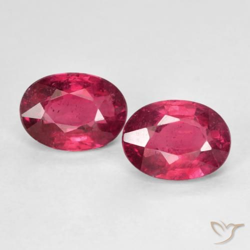 2.51ctw Natürlicher Medium Dark-Red Rubin, Oval, VS