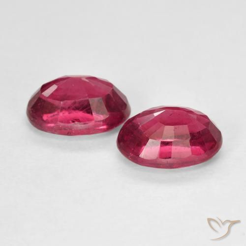 2.51 ct natürliche Medium Dark-Red Rubin-Edelsteine, Oval, VS