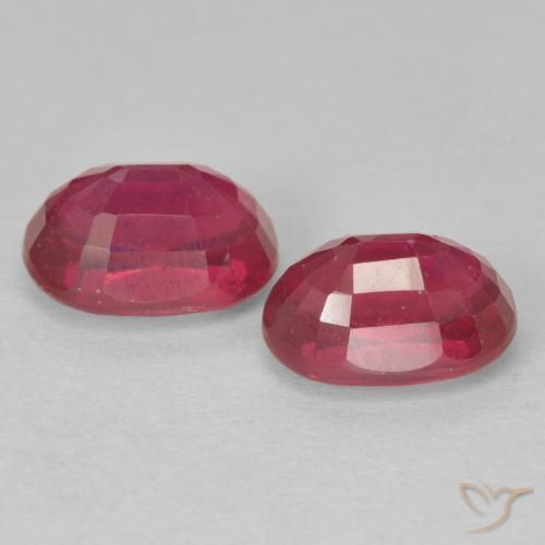2.68 ct natürliche Medium Dark-Red Rubin-Edelsteine, Oval, VS