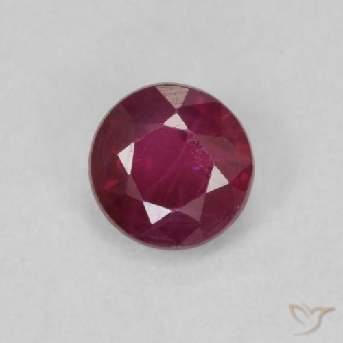 0.32ct Natürlicher dunkelrot Rubin, Runden, VS
