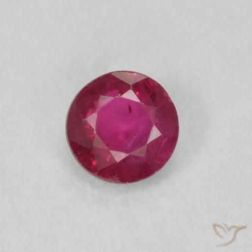 0.20ct Natürlicher Rosaig-rot Rubin, Runden, VS
