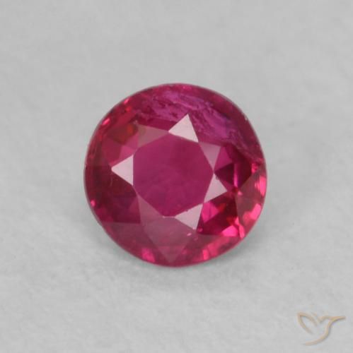 0.20ct Natürlicher Rosaig-rot Rubin, Runden, VS