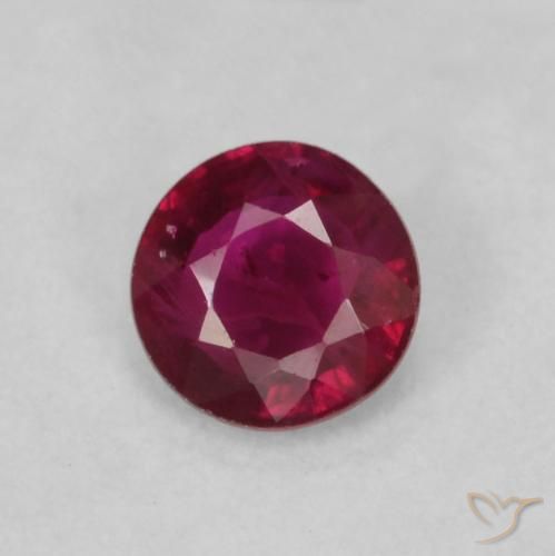 0.20ct Natürlicher tiefrot Rubin, Runden, VS