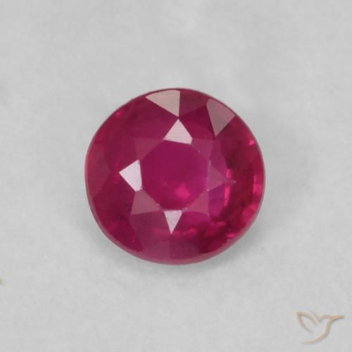 0.18ct Natürlicher Rosaig-rot Rubin, Runden, VS
