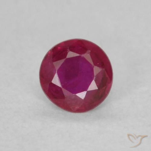 0.16ct Natürlicher Rosaig-rot Rubin, Runden, VS