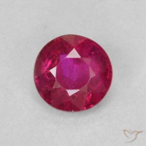 0.21ct Natürlicher Rosaig-rot Rubin, Runden, SI