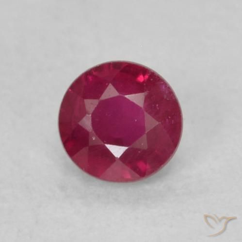 0.23ct Natürlicher tiefrot Rubin, Runden, VS-SI