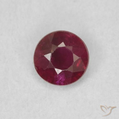 0.26ct Natürlicher tiefrot Rubin, Runden, SI