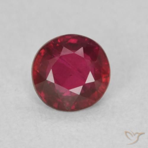 0.28ct Natürlicher Mittelrot Rubin, Runden, SI