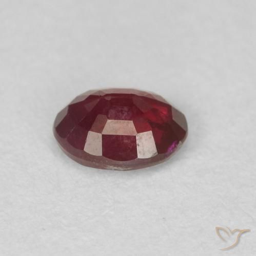9,17 ctw natürlicher Mittelrot Rubin, Oval, VS