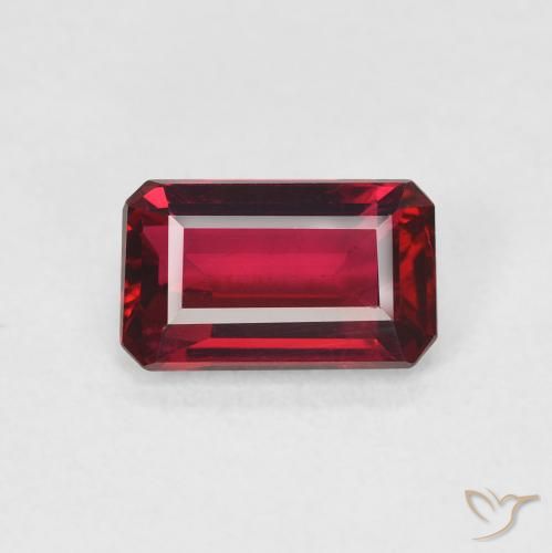 1.57ct Natürlicher Intensives Rot Rubin, Smaragdschliff, VVS-VS