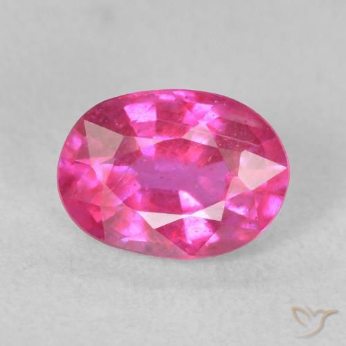 1.68ct Natürlicher Tiefes Magenta Rubin, Oval, VS