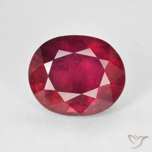 7.45ct Natürlicher Medium Dark-Red Rubin, Oval, VS