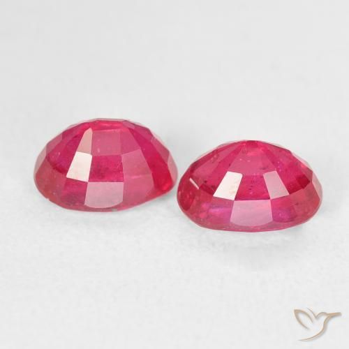 2.82 ct natürliche Medium Dark-Pink Rubin-Edelsteine, Oval, VS