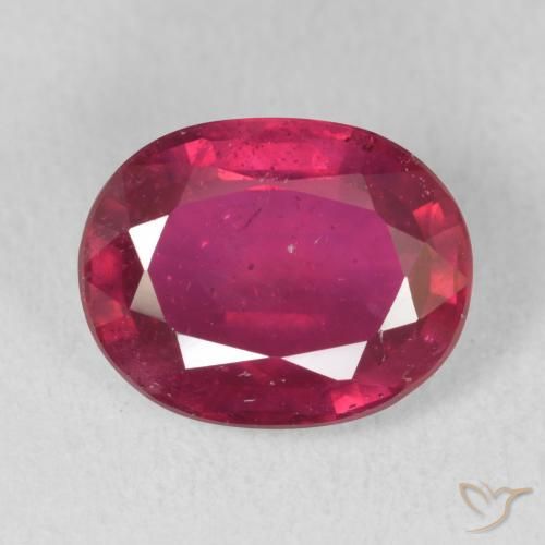3.29ct Natürlicher Rosaig-rot Rubin, Oval, VS-SI