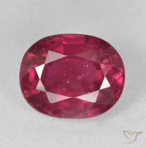 4.20ct Natürlicher Rosaig-rot Rubin, Oval, VS-SI