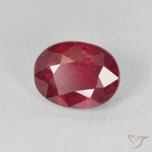 9,17 ctw natürlicher Tiefes rötliches Rosa Rubin, Oval, VS-SI