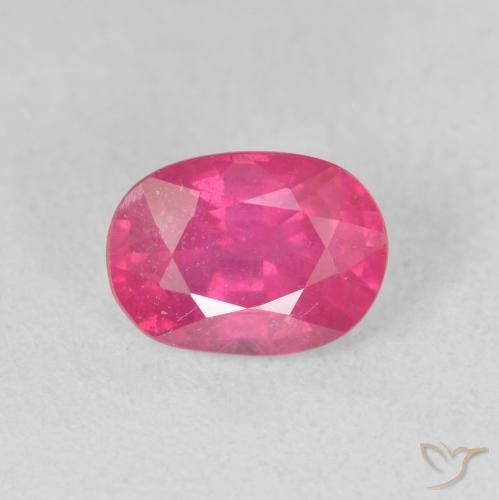 1.83ct Natürlicher Tiefes Magenta Rubin, Oval, VS-SI