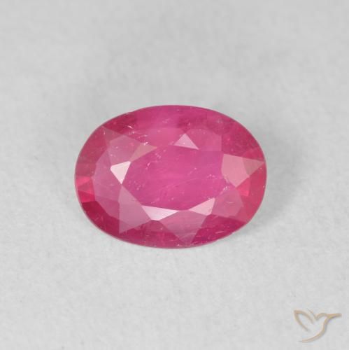 0.93ct Natürlicher rötlich-rosa Rubin, Oval, VS-SI