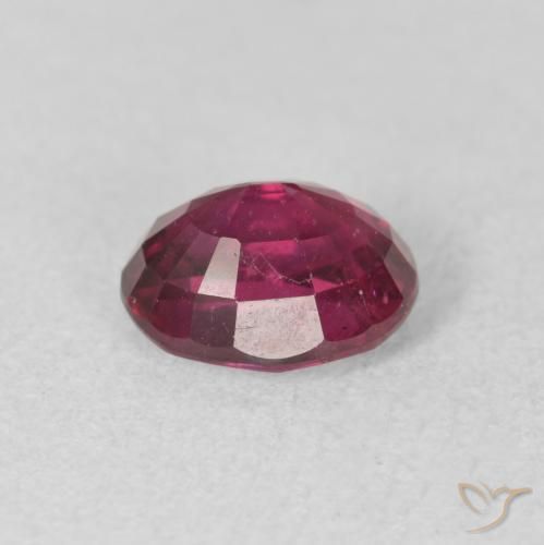 9,17 ctw natürlicher Rosaig-rot Rubin, Oval, VS-SI