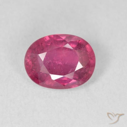1.68ct Natürlicher Rosaig-rot Rubin, Oval, VS-SI