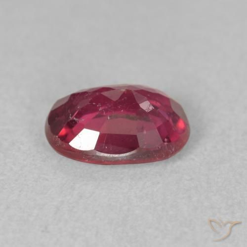 9,17 ctw natürlicher Rosaig-rot Rubin, Oval, VS-SI