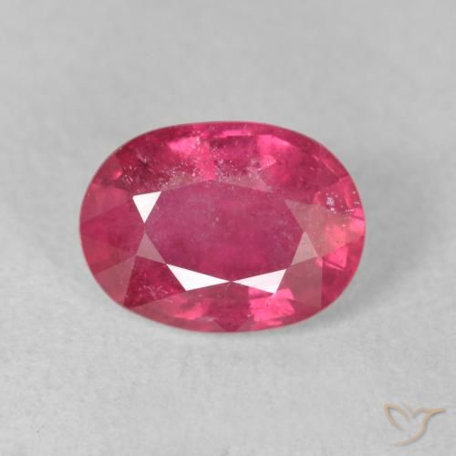 1.78ct Natürlicher Magentarosa Rubin, Oval, VS-SI