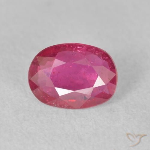 1.31ct Natürlicher rötlich-rosa Rubin, Oval, VS-SI