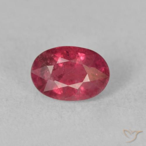 1.45ct Natürlicher rötlich-rosa Rubin, Oval, VS-SI