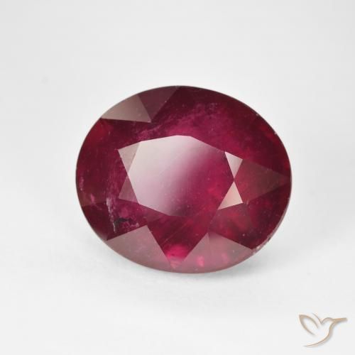 9,17 ctw natürlicher Tiefes Weinrot Rubin, Oval, VS