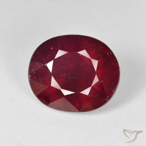 11.22ct Natürlicher dunkelrot Rubin, Oval, VS