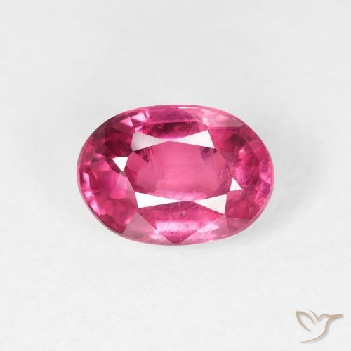 1.39ct Natürlicher Tiefes Magenta Rubin, Oval, VS