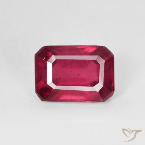 1.49ct Natürlicher dunkelrot Rubin, Smaragdschliff, VS