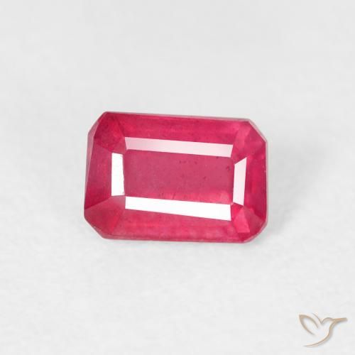0.87ct Natürlicher Mittelrot Rubin, Smaragdschliff, VS