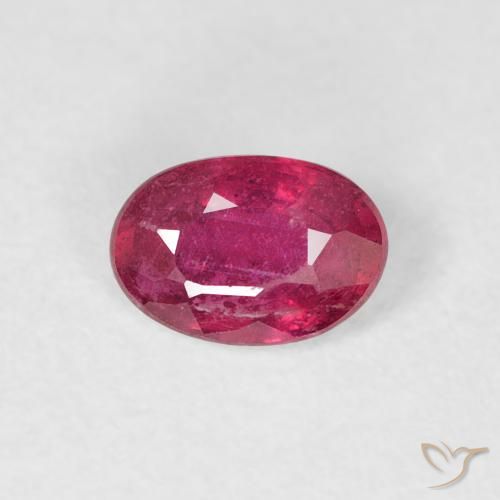0.58ct Natürlicher Rosaig-rot Rubin, Oval, VS-SI
