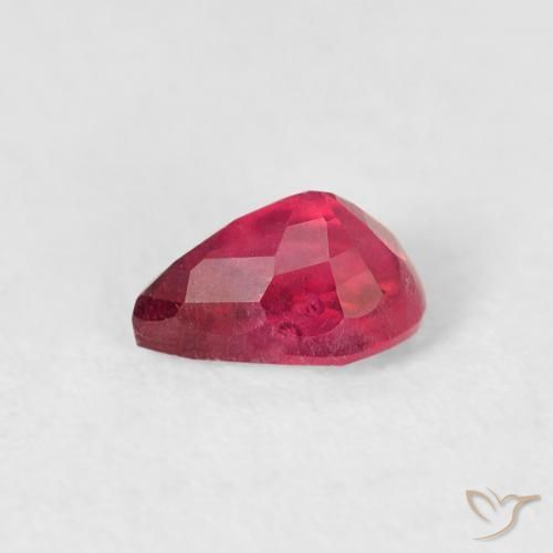 9,17 ctw natürlicher Mittelrot Rubin, Birnenform, VS-SI