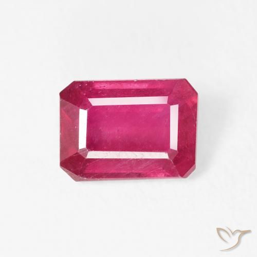 1.24ct Natürlicher rötlich-rosa Rubin, Smaragdschliff, VS