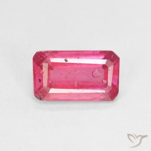 2.66ct Natürlicher Magentarosa Rubin, Smaragdschliff, VS-SI