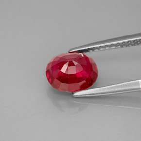 2,08 ctw natürlicher roter Rubin, Oval Schliff, SI-I1