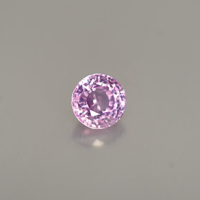 0,52 ctw natürlicher violetter Saphir, Rundschliff, VS